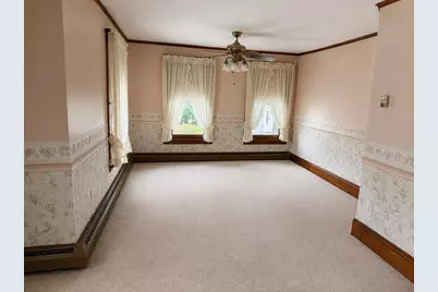 12 Henderson Ave, Worcester, MA 01603 - Photo 8