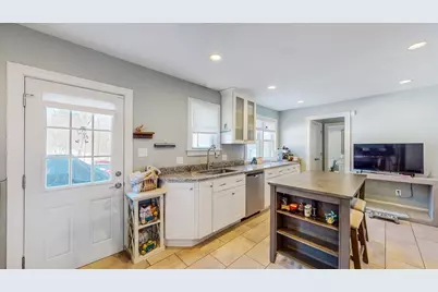15 John St #15, Newton, MA 02459 - Photo 4