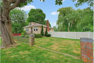 53 Blaney Ave, Peabody, MA 01960 - Photo 32