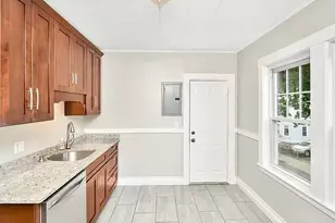 559 Adams St, Boston, MA 02122 - Photo 4