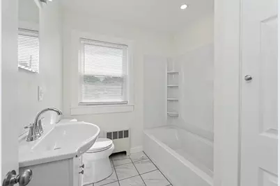 28 Hayes Ave, Lowell, MA 01854 - Photo 14