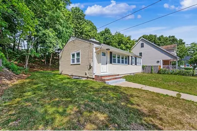 28 Hayes Ave, Lowell, MA 01854 - Photo 38