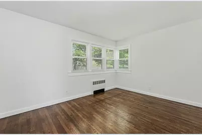 28 Hayes Ave, Lowell, MA 01854 - Photo 16