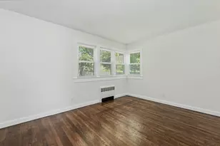 28 Hayes Ave, Lowell, MA 01854 - Photo 16