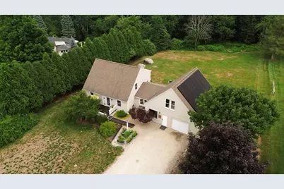 292 Warren Rd, Brimfield, MA 01010 - Photo 2