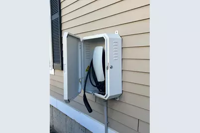 70 Gardner St, Boston, MA 02132 - Photo 38