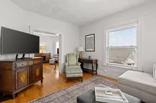 17 Windermere Rd, Boston, MA 02125 - Photo 6