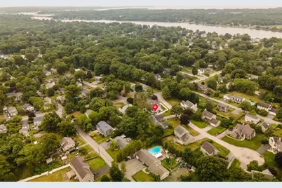 3 Meadow Cir, Barrington, RI 02806 - Photo 6