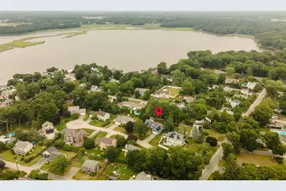 3 Meadow Cir, Barrington, RI 02806 - Photo 4