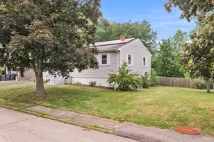 21 Lafayette St, Amesbury, MA 01913 - Photo 32