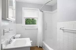 21 Lafayette St, Amesbury, MA 01913 - Photo 22