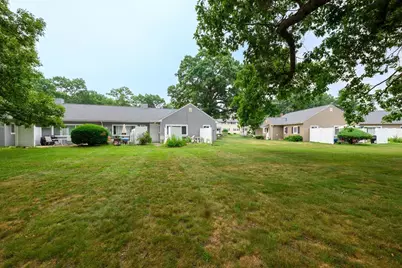54 Meadowlark Ln #54, Chicopee, MA 01022 - Photo 4