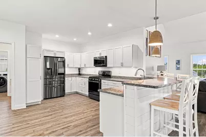 208 Crownshield Ave #208, Uxbridge, MA 01569 - Photo 12