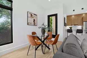 13 Clyde St, Somerville, MA 02145 - Photo 4