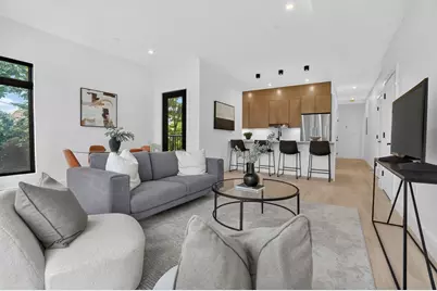 15 Clyde St #E, Somerville, MA 02145 - Photo 1