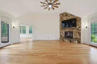 10 Countryside Ln, Franklin, MA 02038 - Photo 18