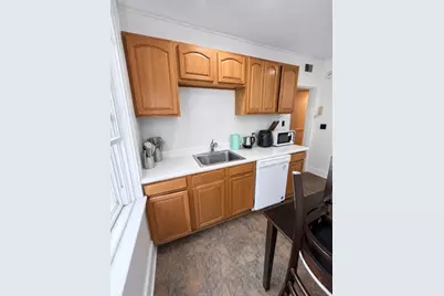 83 Francis St #5, Brookline, MA 02446 - Photo 4