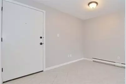 800 County St #6, Taunton, MA 02780 - Photo 8