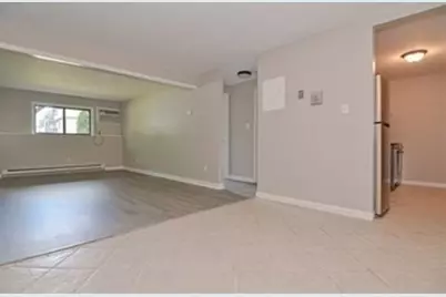 800 County St #6, Taunton, MA 02780 - Photo 4