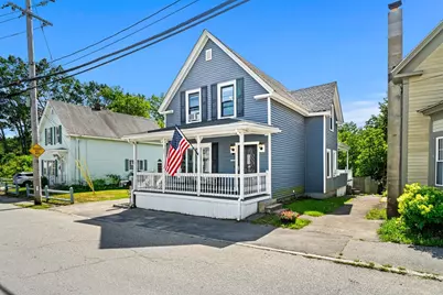 27 Meadowcroft St, Lowell, MA 01852 - Photo 2