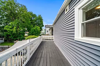 27 Meadowcroft St, Lowell, MA 01852 - Photo 34