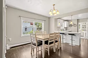 27 Meadowcroft St, Lowell, MA 01852 - Photo 10