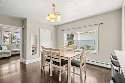 27 Meadowcroft St, Lowell, MA 01852 - Photo 8