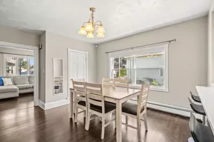 27 Meadowcroft St, Lowell, MA 01852 - Photo 8