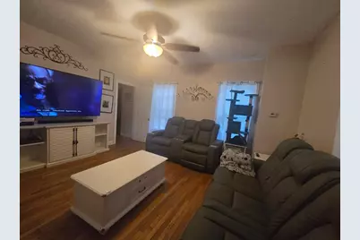 15 Wright St, Gardner, MA 01440 - Photo 4