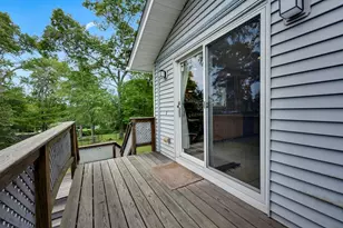 28 Yale Dr, Milford, MA 01757 - Photo 28
