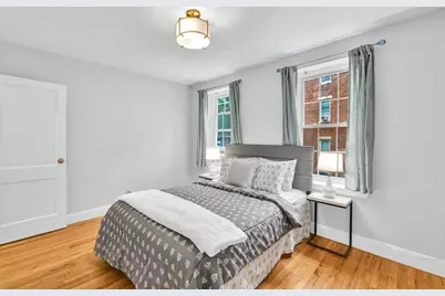 21 Englewood Ave #2, Brookline, MA 02445 - Photo 8