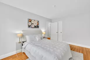 21 Englewood Ave, Brookline, MA 02445 - Photo 6