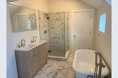 15 Quincy St, Brockton, MA 02302 - Photo 8