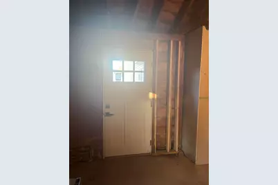 15 Quincy St, Brockton, MA 02302 - Photo 18