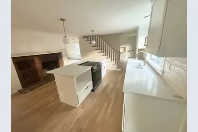 15 Quincy St, Brockton, MA 02302 - Photo 6