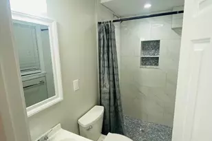 9 Oxford St, Lynn, MA 01902 - Photo 8