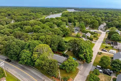 579 E Falmouth Hwy, Falmouth, MA 02536 - Photo 16