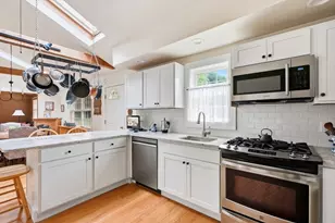 40 Cape Cod Ln, Barnstable, MA 02630 - Photo 6