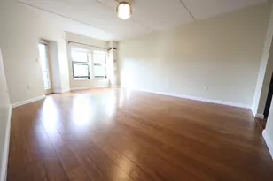 14 Heron St, Boston, MA 02132 - Photo 2