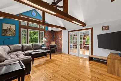 369 Village St, Medway, MA 02053 - Photo 12