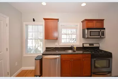 280 River St #2, Cambridge, MA 02139 - Photo 6
