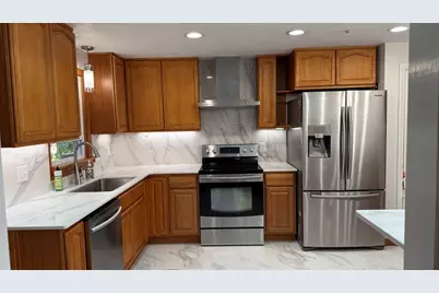 48 Badger Rd, Framingham, MA 01702 - Photo 2