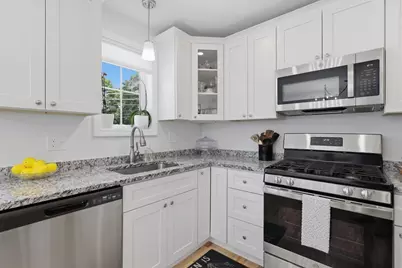 1563 Andover St #10, Tewksbury, MA 01876 - Photo 8