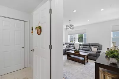 1563 Andover St #10, Tewksbury, MA 01876 - Photo 10