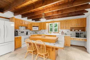 40 Clear Pond Rd, Lakeville, MA 02347 - Photo 8