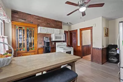 122 Dorchester St, Worcester, MA 01604 - Photo 32