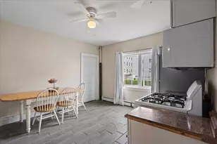 122 Dorchester St, Worcester, MA 01604 - Photo 22
