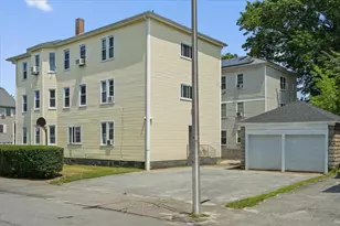 122 Dorchester St, Worcester, MA 01604 - Photo 6
