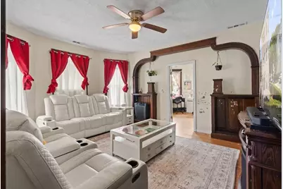 122 Dorchester St, Worcester, MA 01604 - Photo 34