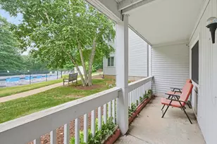 2403 Franklin Crossing Rd, Franklin, MA 02038 - Photo 4